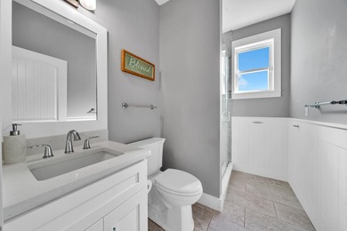 Located in the highly desirable Grande Pointe neighborhood of - photo 7