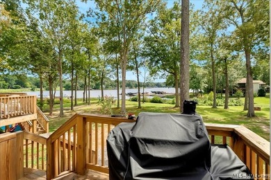 Experience the beauty of lakeside living in this exceptional - photo 30