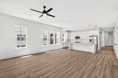 Additional listing photo 4