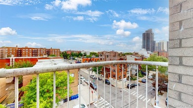DEEDED PARKING SPOT INCLUDED with this beautifully maintained - photo 10