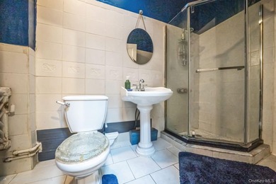 Located in the heart of Cypress Hill . Situated on a quiet - photo 15