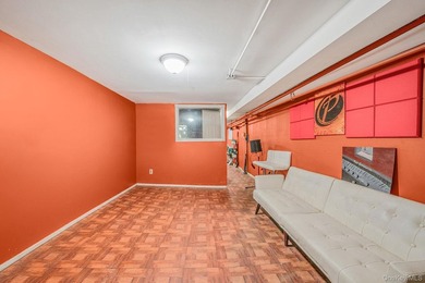 Located in the heart of Cypress Hill . Situated on a quiet - photo 17