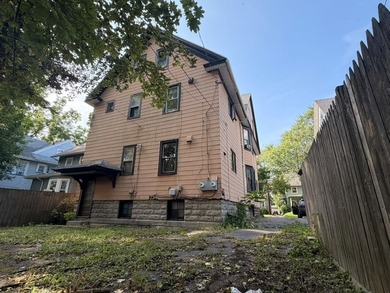 Discover this cash-flowing 2/2 duplex in Rochester's Historic - photo 2