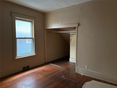 Discover this cash-flowing 2/2 duplex in Rochester's Historic - photo 4