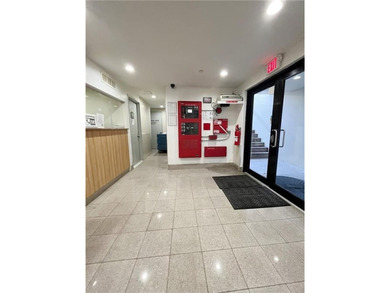 Prime 5-story Motel Building for sale in Sunset Park, Brooklyn - photo 3