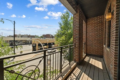 Welcome to this expansive 2-bedroom, 2-bathroom, second floor - photo 4