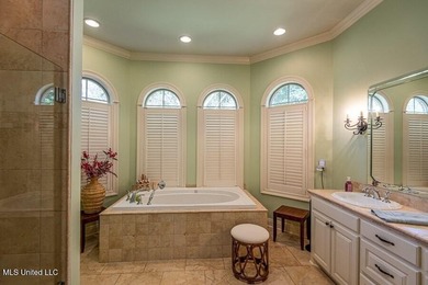BEAUTIFUL VIEW OVERLOOKING THE GOLF COURSE & A POND. Custom - photo 9