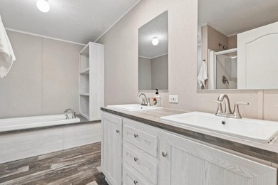 Step inside this beautiful 4-bedroom, 2-bath manufactured home - photo 11