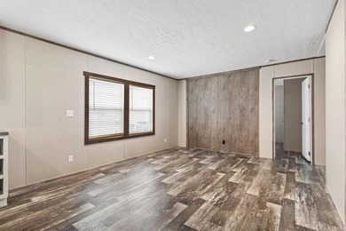 Step inside this beautiful 4-bedroom, 2-bath manufactured home - photo 21
