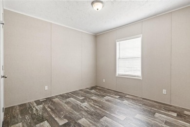 Step inside this beautiful 4-bedroom, 2-bath manufactured home - photo 28