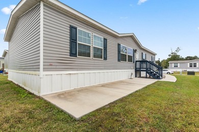 Step inside this beautiful 4-bedroom, 2-bath manufactured home - photo 33