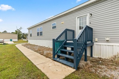 Step inside this beautiful 4-bedroom, 2-bath manufactured home - photo 34