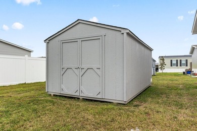 Step inside this beautiful 4-bedroom, 2-bath manufactured home - photo 35
