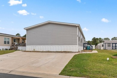 Step inside this beautiful 4-bedroom, 2-bath manufactured home - photo 38