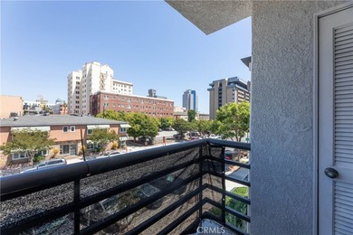 327 Chestnut Avenue, Long Beach - A rare opportunity in the - photo 9