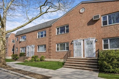 Why pay high rent when you can own? Welcome to this spacious 650 - photo 3