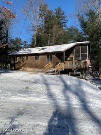 Lake Wallenpaupack Home Sale Pending in Tafton Pennsylvania