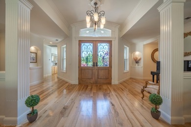 Redding's most sought after Golf Course Gated Community. Custom - photo 6