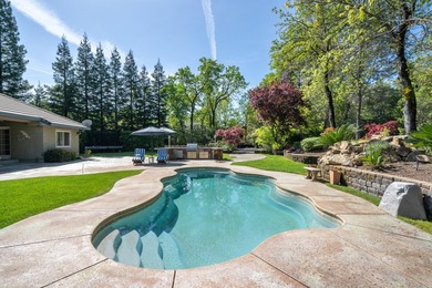 Redding's most sought after Golf Course Gated Community. Custom - photo 7