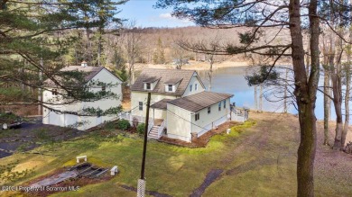 Lake Home For Sale in Friendsville, Pennsylvania