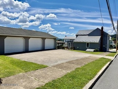 Great location, LOW taxes and many possibilities...Rare duplex - photo 7