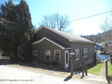 Lake Sheridan Home Sale Pending in Nicholson Pennsylvania