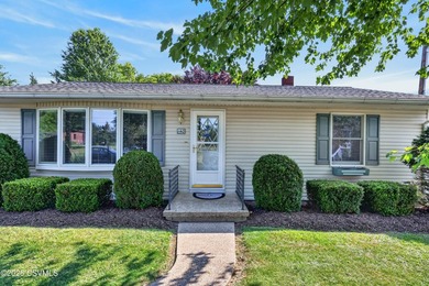 Perfectly remodeled, perfectly maintained, perfect location - photo 2
