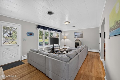 Perfectly remodeled, perfectly maintained, perfect location - photo 8