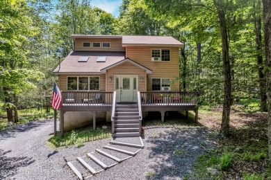 Big Bass Lake Home For Sale in Gouldsboro Pennsylvania