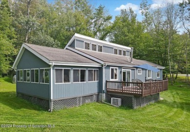 Lake Home For Sale in Lake Ariel, Pennsylvania