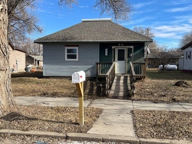 Lake Home For Sale in Mobridge, South Dakota