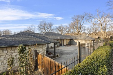 Waterfront luxury on Ridge Road in the gated community of The - photo 3