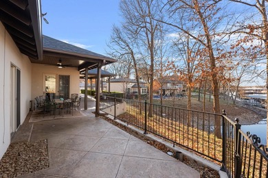 Waterfront luxury on Ridge Road in the gated community of The - photo 10