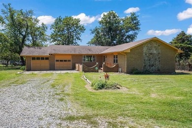 Oolagah Lake Home For Sale in Chelsea Oklahoma