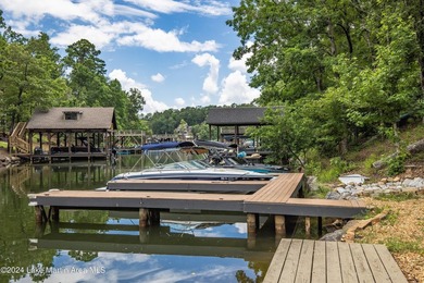 Water-Access home site located in the prestigious development of - photo 6