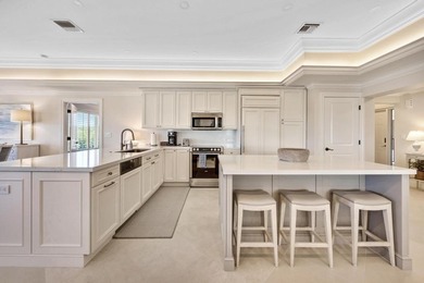 AN EXCEPTIONAL OPPORTUNITY FOR LUXURY CANAL-FRONT LIVING!