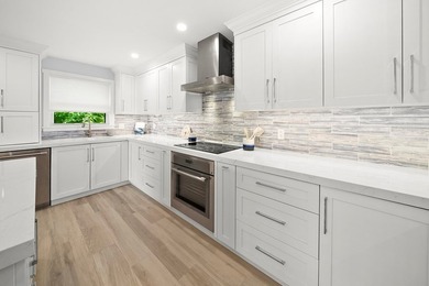 Stunning 4 Br/3 Ba Oceanfront lower-level unit. Designed - photo 8