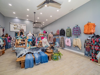 Located in the heart of historic Glasgow, MO along the Missouri