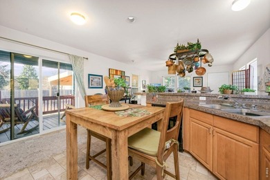 Comfortable corner-lot living in northwest Fort Collins! This