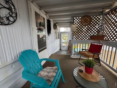 Lovely and affordable 2-bedroom, 1-bath home located in the - photo 3