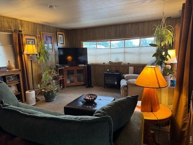 Lovely and affordable 2-bedroom, 1-bath home located in the - photo 5