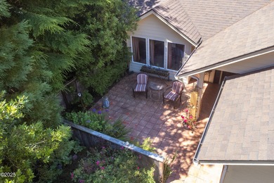 Award Winning Little Whale Cove Community! Spacious one level - photo 6