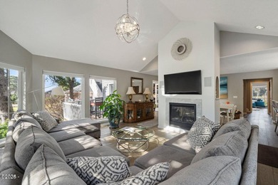 Priced Improvement for immediate sale! BRAND NEW ROOF just - photo 8