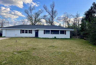 Calcasieu River  Home For Sale in Westlake Louisiana