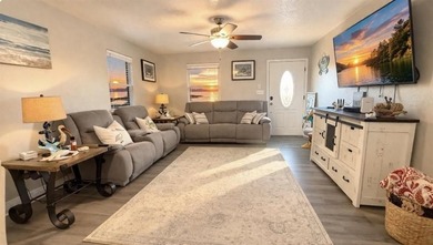 Waterfront Retreat with Guest Cottage & Direct Calcasieu Lake - photo 3