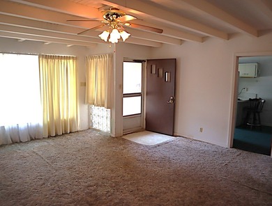 Brick home with 3 bedrooms, 2 bathrooms, 2 living rooms