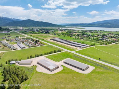 Fully leased self storage & mixed use commercial property in the - photo 7