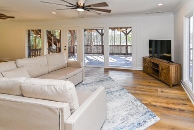 ESCAPE to your own private paradise, with breathtaking views of - photo 4