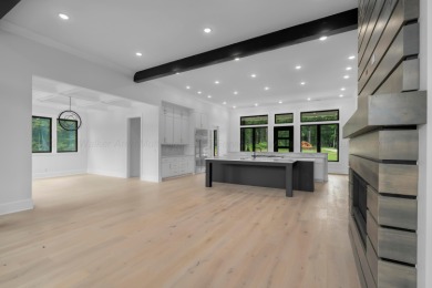 SMITH LAKE, Brand New 5BR/5BA, exceptionally well designed - photo 15