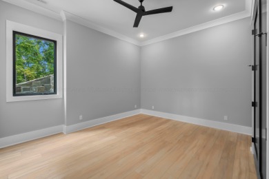 SMITH LAKE, Brand New 5BR/5BA, exceptionally well designed - photo 32
